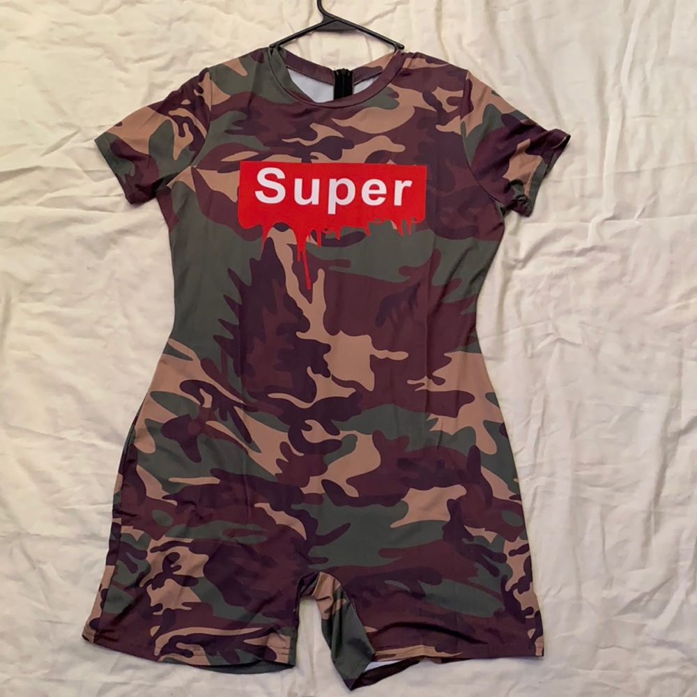 One Piece Camouflage Onesie Xl